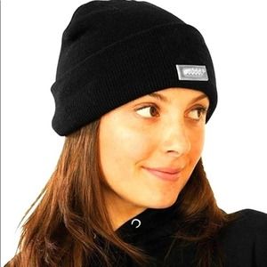 LED Hands Free Light Winter Knit Beanie Hat
